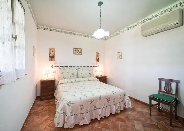 Lucerna Del Prile 팜스테이 *