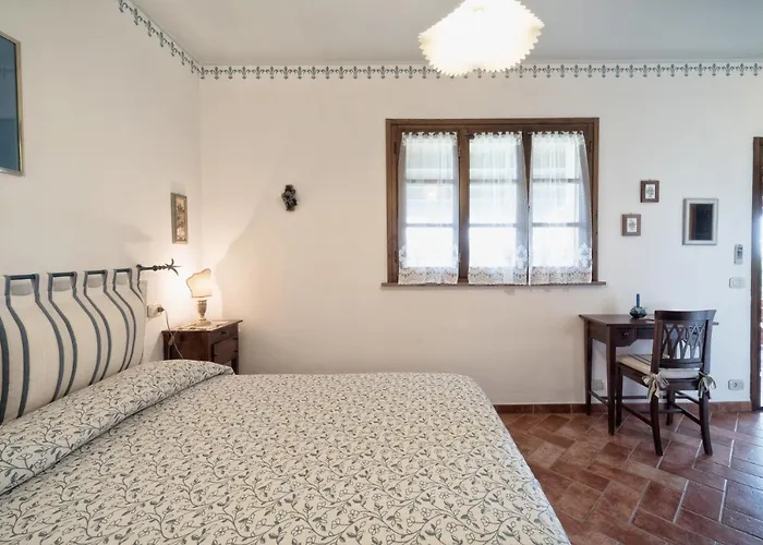 Lucerna Del Prile 팜스테이 *